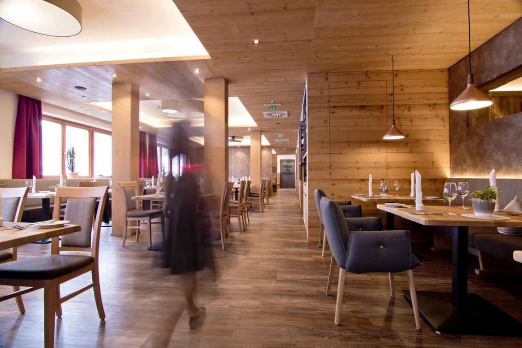 Spa & Naturhotel Outside Matrei in Osttirol Exterior photo
