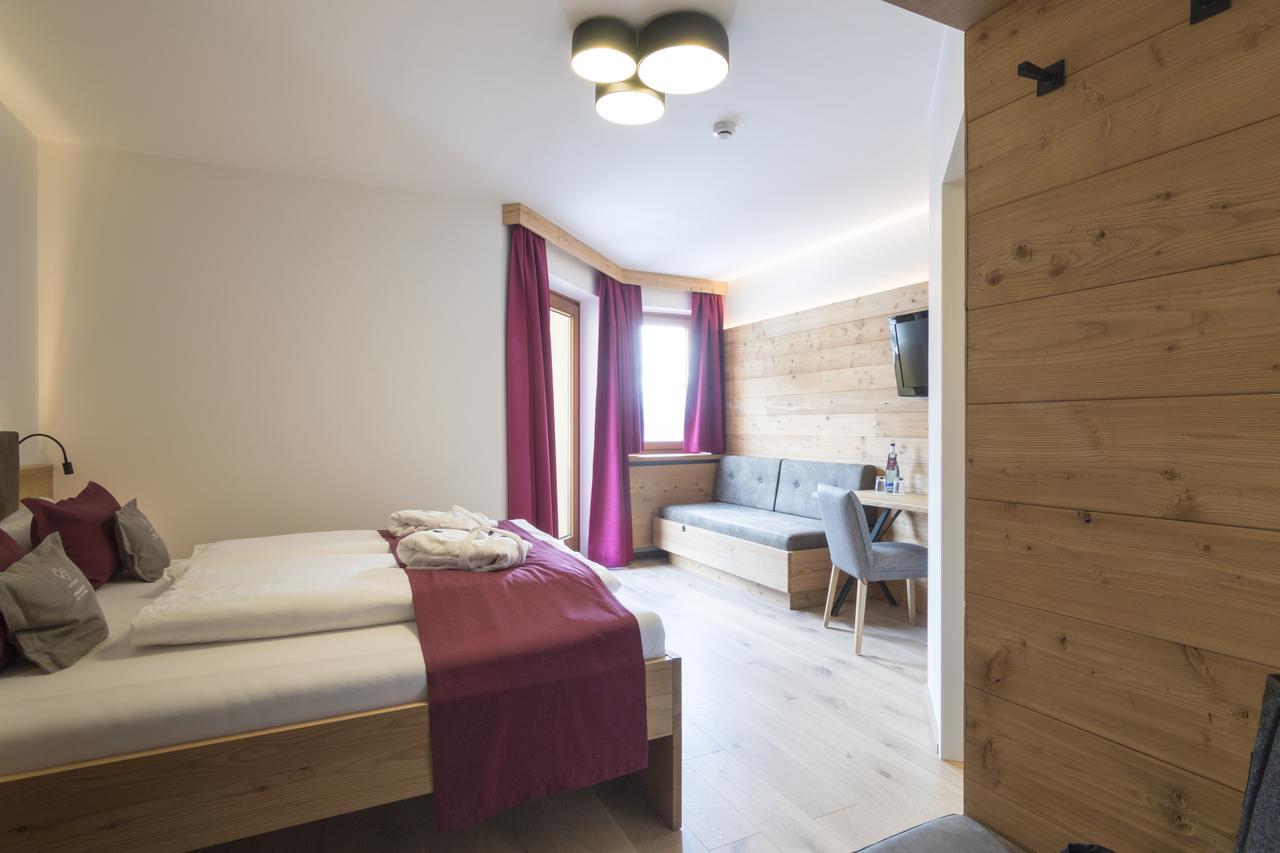 Spa & Naturhotel Outside Matrei in Osttirol Exterior photo